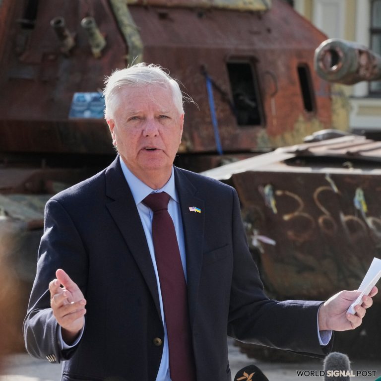 Ukraine Faces New Challenges Without Lindsey Graham's Support