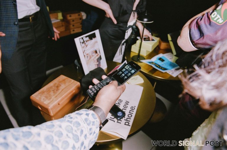 Trading My iPhone for a Hacked Flip Phone: A Personal Experiment