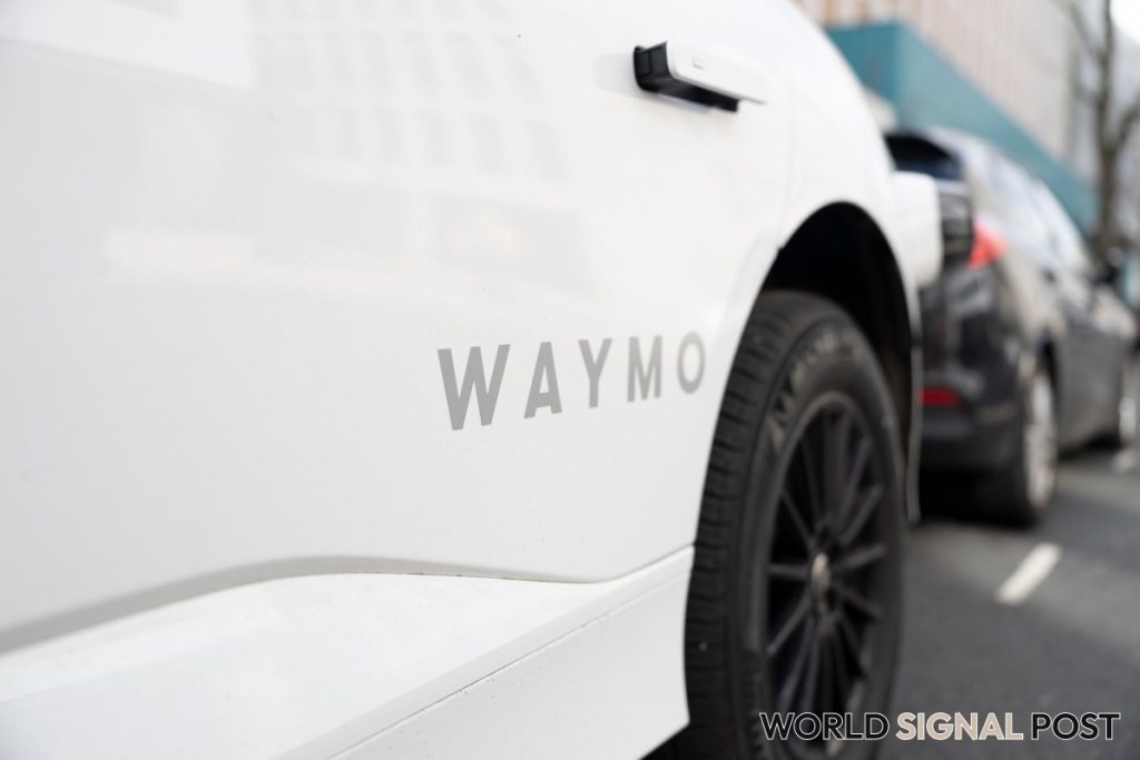 Federal Authorities Urge Autonomous Vehicle Firms to Prioritize First Responders Federal Authorities Urge Autonomous Vehicle Firms to Prioritize First Responders