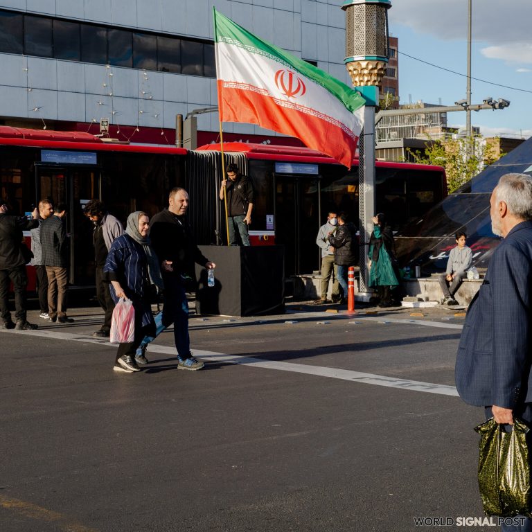Iranian Cyberattackers Monitored U.S. Military Phones in the Middle East