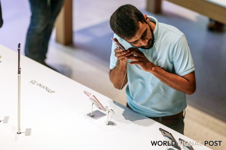 India Invests Billions to Challenge China's Smartphone Dominance