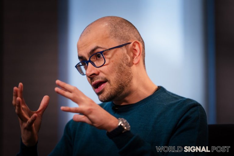 DeepMind CEO Advocates for Independent AI Standards Body