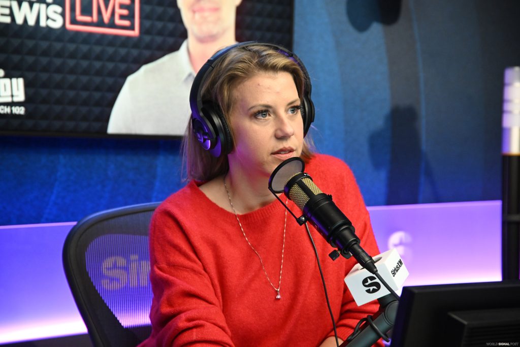 Jodie Sweetin Reflects on Sobriety Journey with John Stamos Jodie Sweetin Reflects on Sobriety Journey with John Stamos