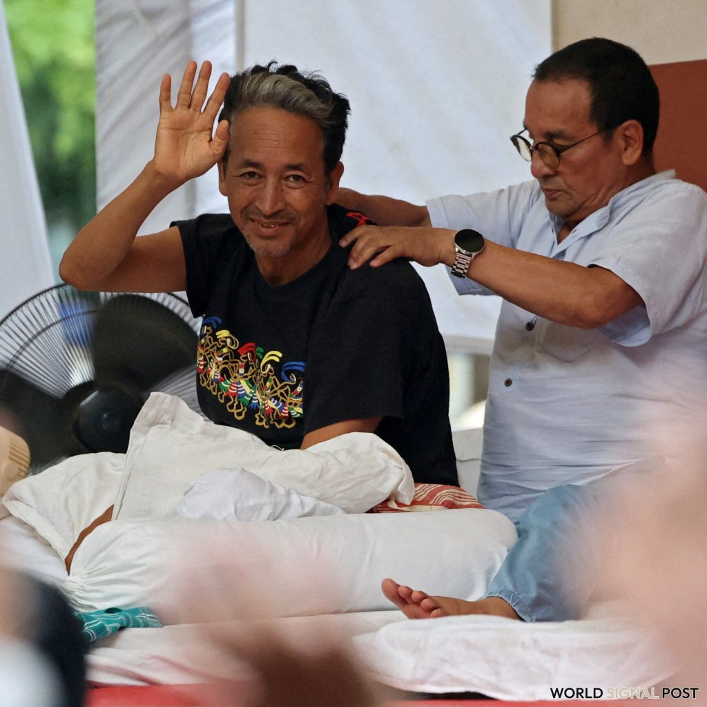 Indian Activist Ends 26-Day Hunger Strike