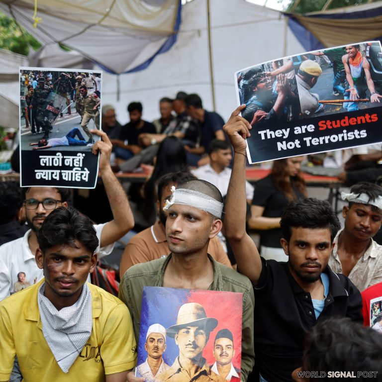 India's Young Protesters Stand Strong Amidst Violence